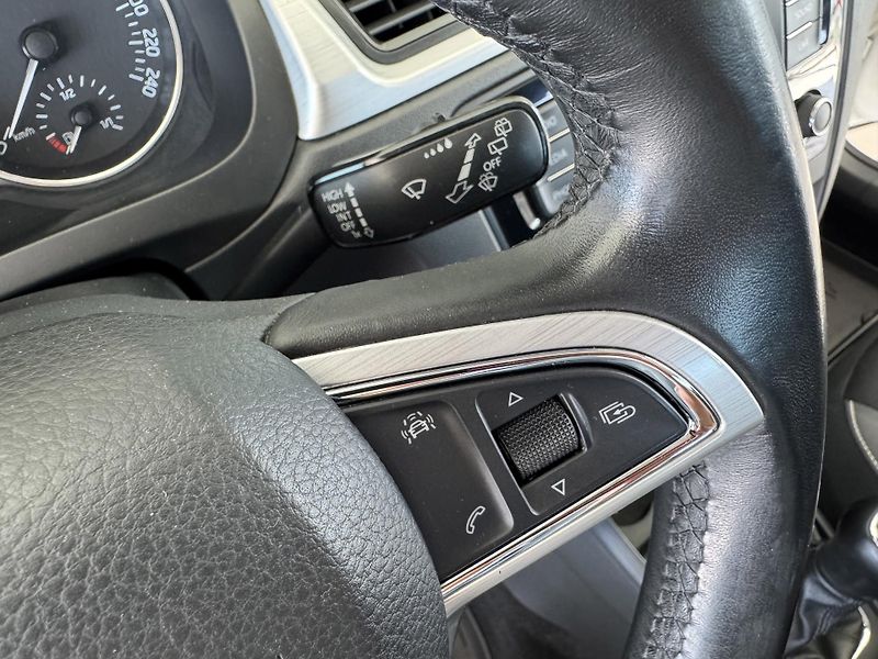 Škoda Rapid 1,4TDI Ambition Plus*TopStav - fotka 22 z 29