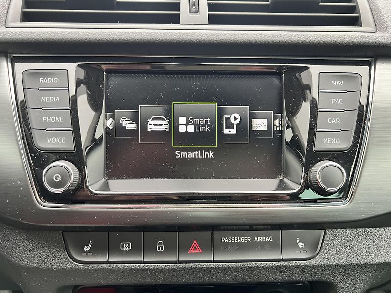 Škoda Fabia JOY 1.0MPi 55kw KLIMA NAVI ALU - fotka 22 z 47