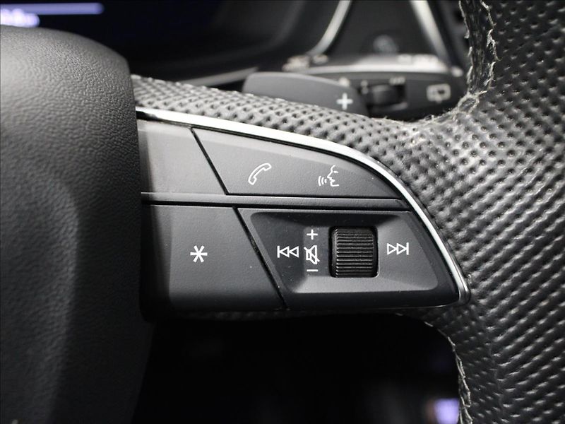 Audi SQ5 3,0 TDI S-line FULL 1.maj. CZ - fotka 19 z 35