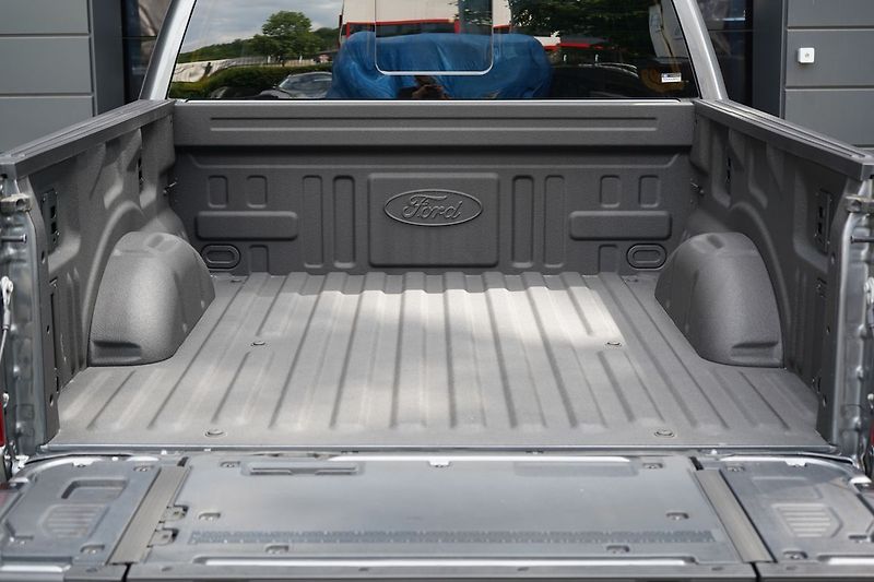 Ford F-150 (2025) Lariat 5,0 298 kW - fotka 27 z 59