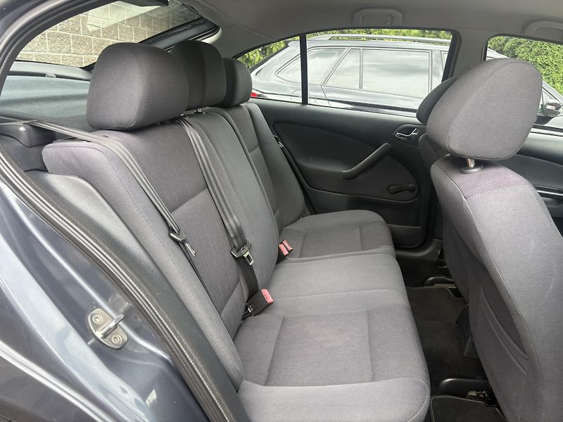 Škoda Octavia (2009) 1.6 75 kW, bezin + lpg - fotka 13 z 13