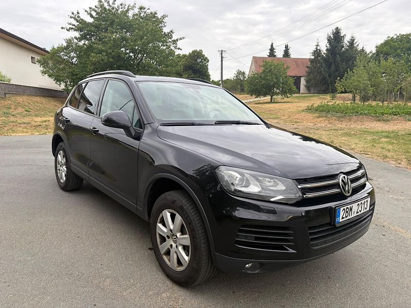 Volkswagen Touareg (2013) 3.0TDI180kW/4x4/VZDUCH/WEBASTO - fotka 3 z 35