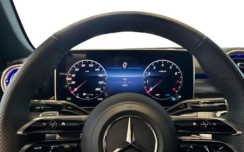 Mercedes-Benz CLE 300 4M AMG 360k Tažné Panorama - fotka 5 z 11