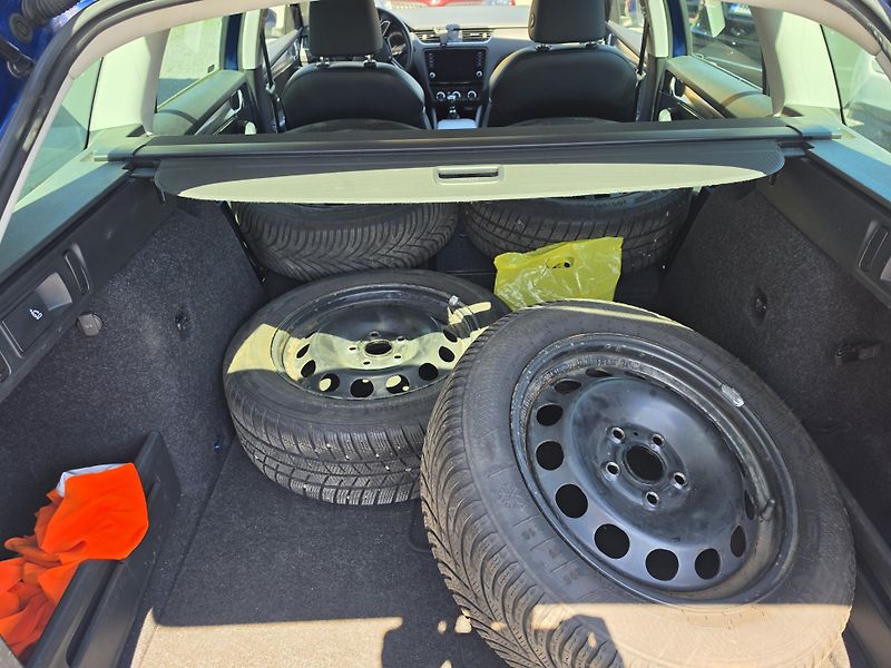 Škoda Octavia 1.6 TDI Ful Led Kessy Navi  - fotka 5 z 15