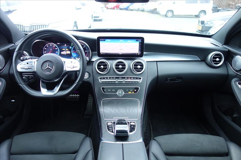 Mercedes-Benz Třídy C 220 CDi,ČR,1 MAJ.,4M,AMG. - fotka 20 z 43