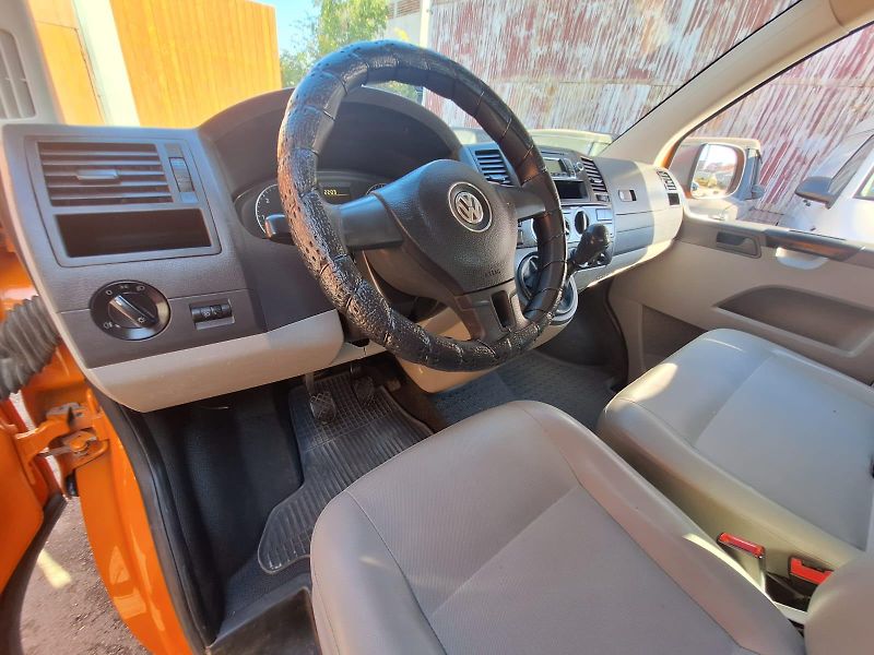 Volkswagen Transporter (2011) T5 2,0TDi DOKA 6míst valník - fotka 13 z 18