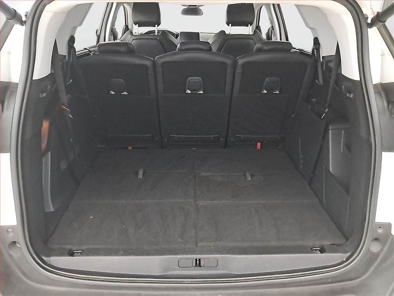 Peugeot 5008 (2018) Allure PureTech 130, Automat - fotka 14 z 23