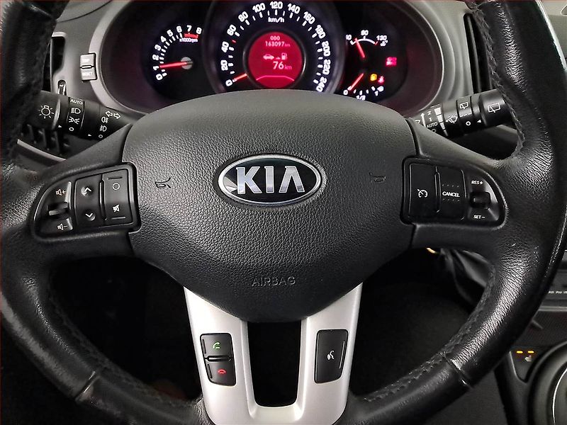 Kia Sportage (2013) 1.6 GDI, Tempomat - fotka 16 z 18