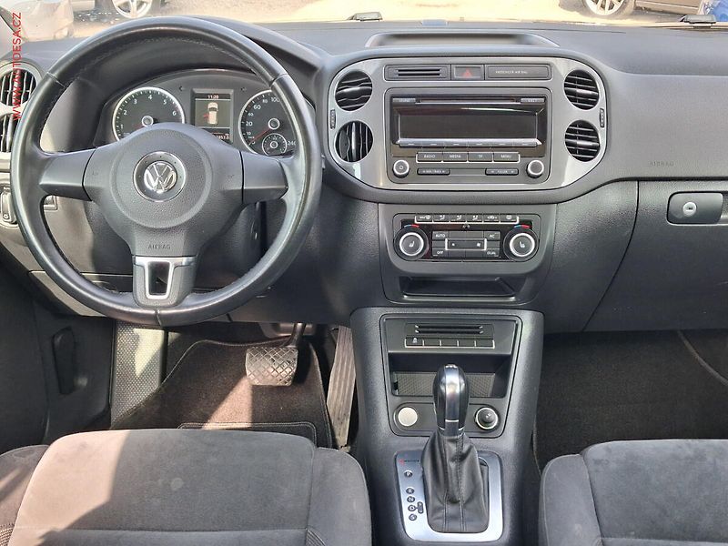 Volkswagen Tiguan (2012) 2.0 TSi 4X4, DSG, výhřev sed. - fotka 8 z 21