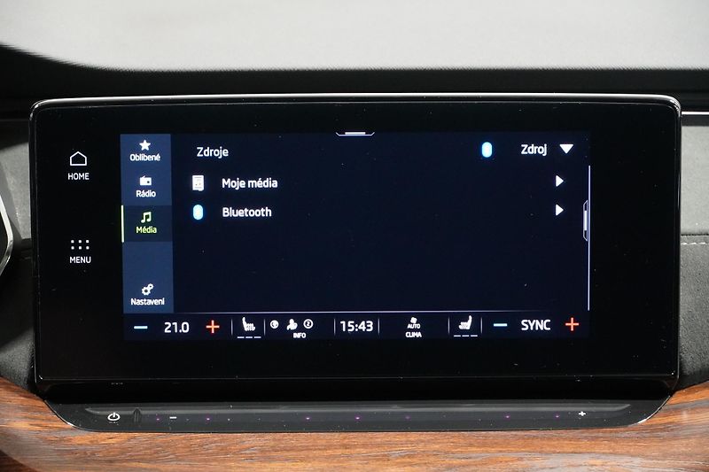 Škoda Octavia 2.0TDI 110kW,4x4,SCOUT,1MAJ,ČR - fotka 30 z 38