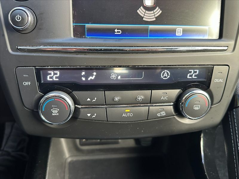 Renault Kadjar 1,2 TCe 96KW-CZ-SERVIS!! - fotka 26 z 39