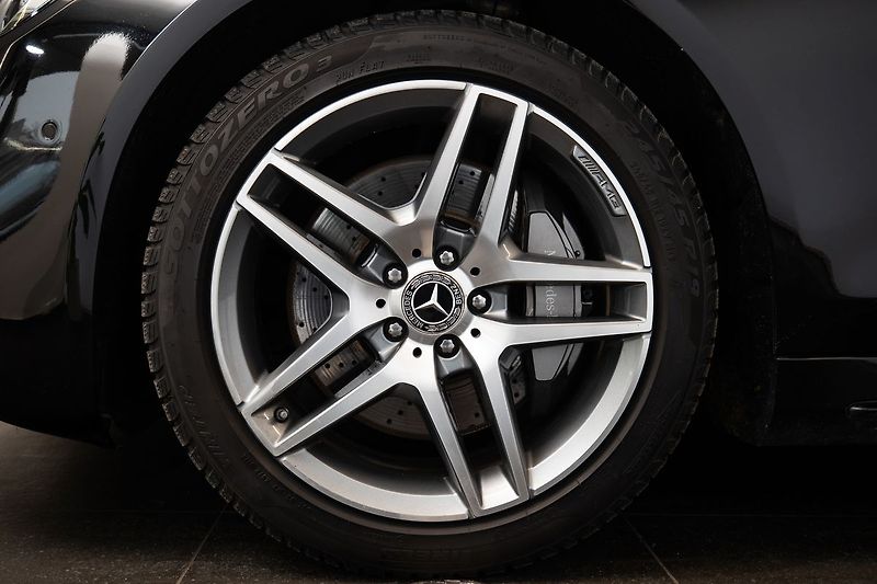 Mercedes-Benz Třídy S d L 4MATIC Burmester/360/LED - fotka 21 z 23