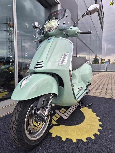 Vespa GTS 125 (2026) E5+ - fotka 30 z 39
