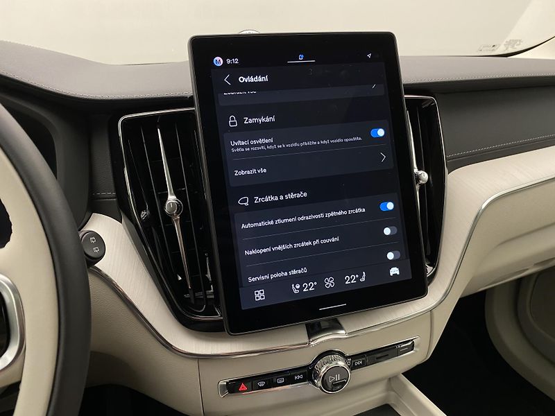 Volvo XC60 T8 AWD RECHARGE DARK ULTRA CZ - fotka 52 z 64