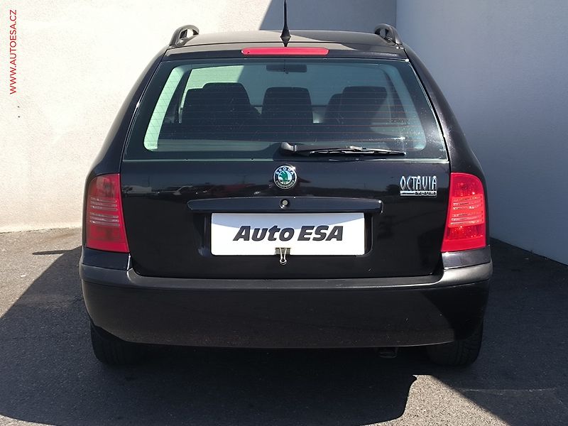 Škoda Octavia (2009) 1.6i, AC - fotka 5 z 14