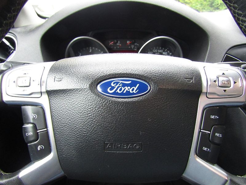 Ford Mondeo (2011) 1.6 TDCi 85kW - fotka 34 z 45