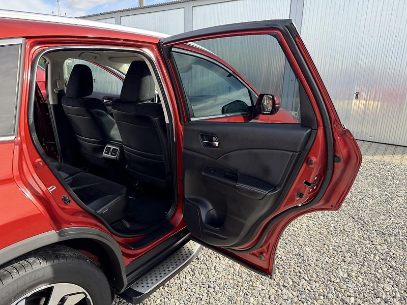 Honda CR-V 1.6CT-Di 4x4 160PS ČR 145TKM!! - fotka 117 z 159