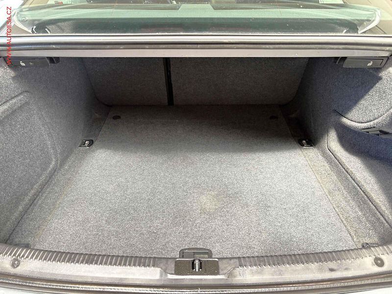 Audi A5 (2008) 3.0 TDI quattro, STK7/28 - fotka 7 z 16