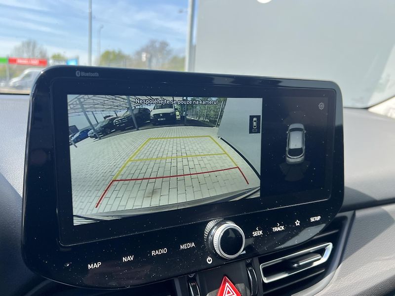 Hyundai i30 (2020) - fotka 24 z 44