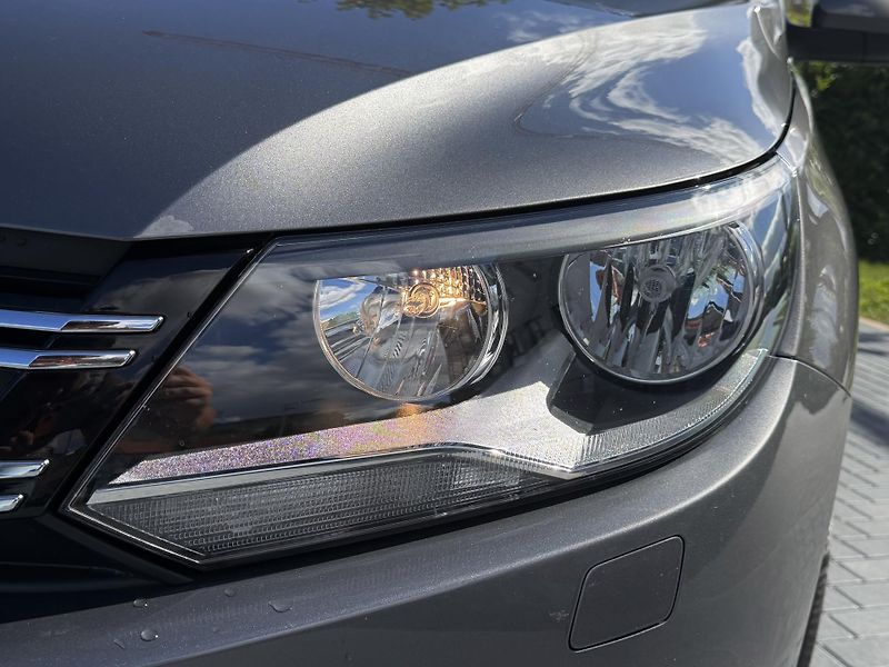 Volkswagen Tiguan (2012) 2.0 TDi 103 kW/DSG/4x4 - fotka 9 z 21