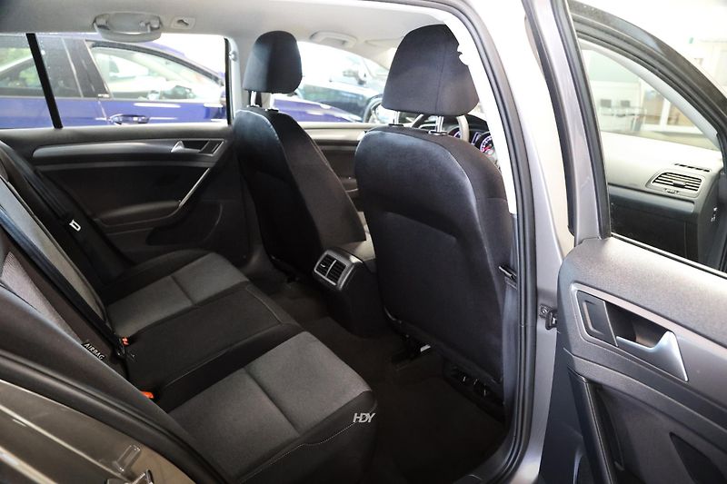 Volkswagen Golf Variant (2016) 1.6TDI 4x4 TOP STAV VW - fotka 21 z 24