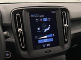 Volvo XC40 T2 ESSENTIAL CZ - náhled 39