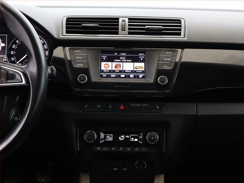 Škoda Fabia (2016) Style 1.2 TSI, Park. senzory - fotka 10 z 16