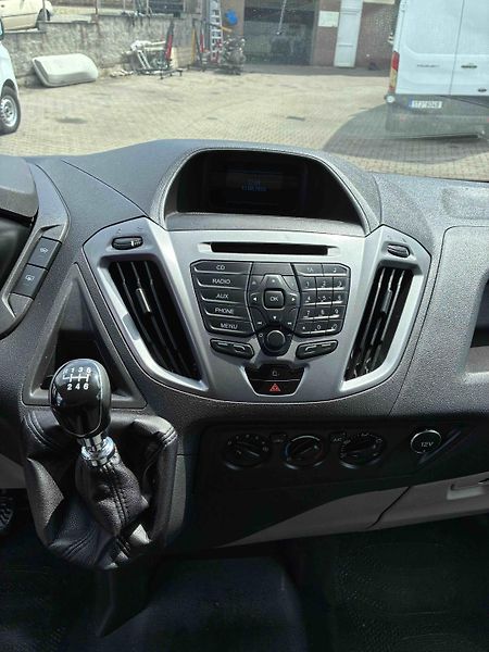 Ford Transit Custom (2015) L1-H1, 6 MÍST, KLIMA + TZ - fotka 9 z 13