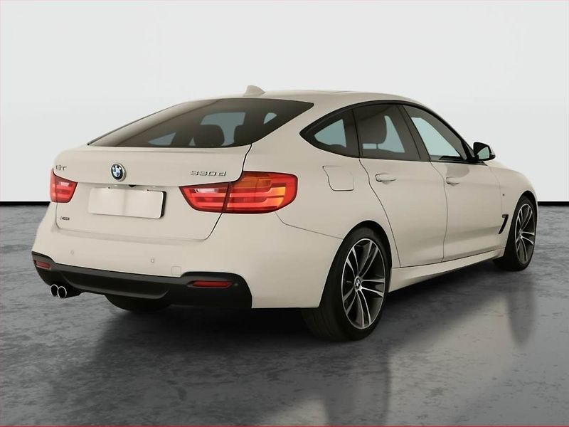 BMW Řada 3 (2015) M Sport 330d xDrive GT - fotka 5 z 20