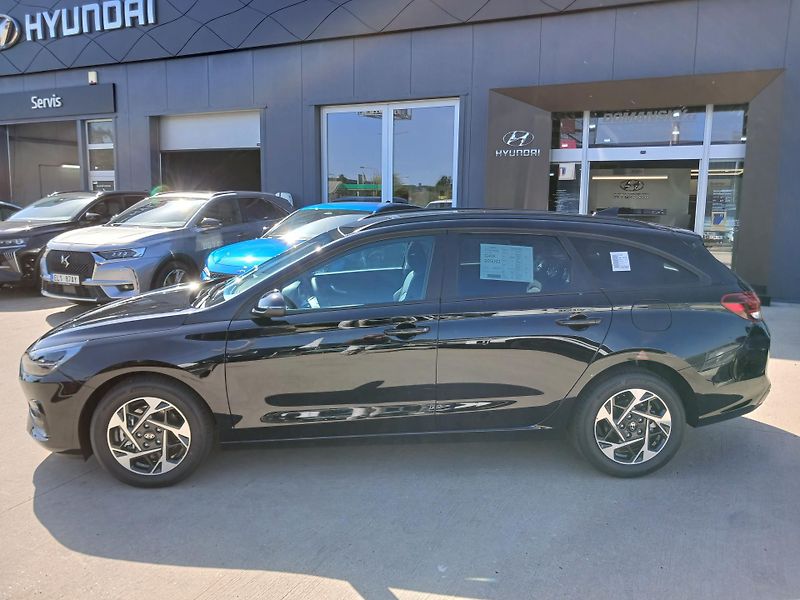 Hyundai i30 1,6T-GDI DCT N -LINE GO CZECH - fotka 3 z 12