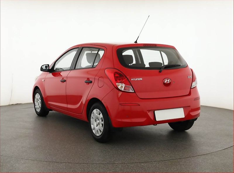 Hyundai i20 (2012) 1.2, ČR,1.maj, Serv.kniha - fotka 4 z 15