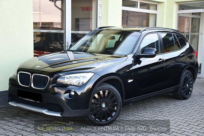 BMW X1 xDrive18d 2xKOLA - fotka 2 z 37