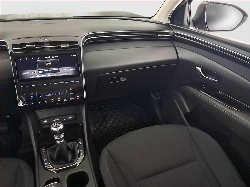 Hyundai Tucson (2023) Smart 1.6 T-GDI - fotka 8 z 16