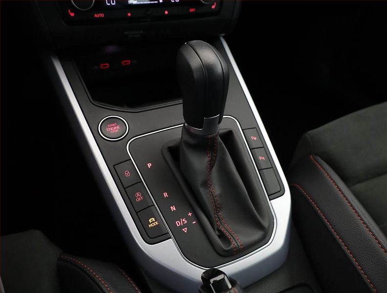 Seat Arona (2022) FR 1.5 TSI - fotka 11 z 21
