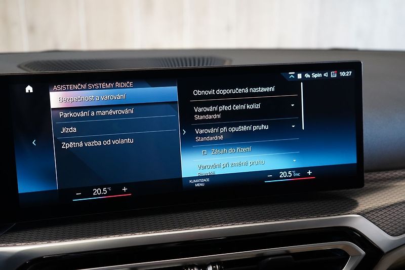 BMW Řada 3 330d xDrive Touring, Pano, HUD - fotka 31 z 42