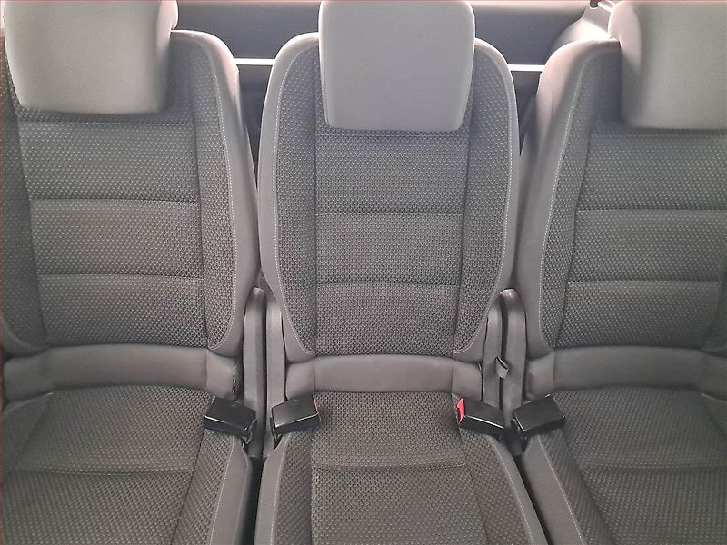 Volkswagen Touran (2012) 1.6 TDI, Tempomat - fotka 10 z 15