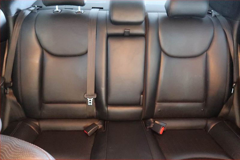Hyundai Elantra (2011) 1.6, Serv.kniha, Tempomat - fotka 10 z 16
