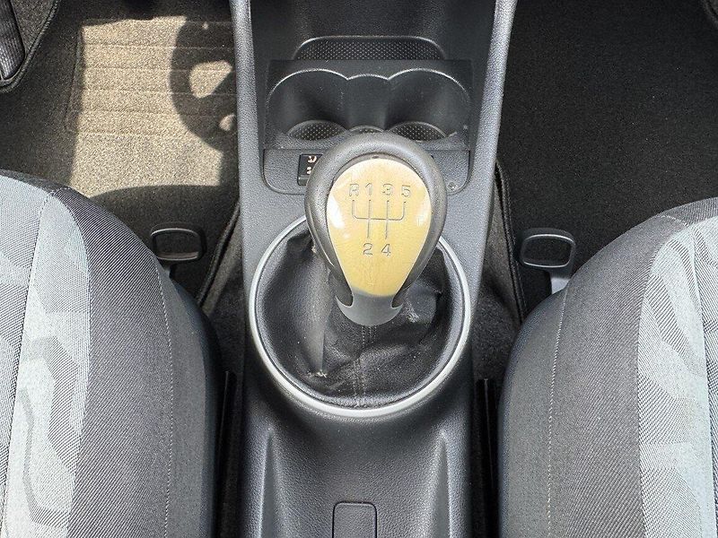 Škoda Roomster (2009) 1.4i 16V Style Digi Klima - fotka 7 z 49