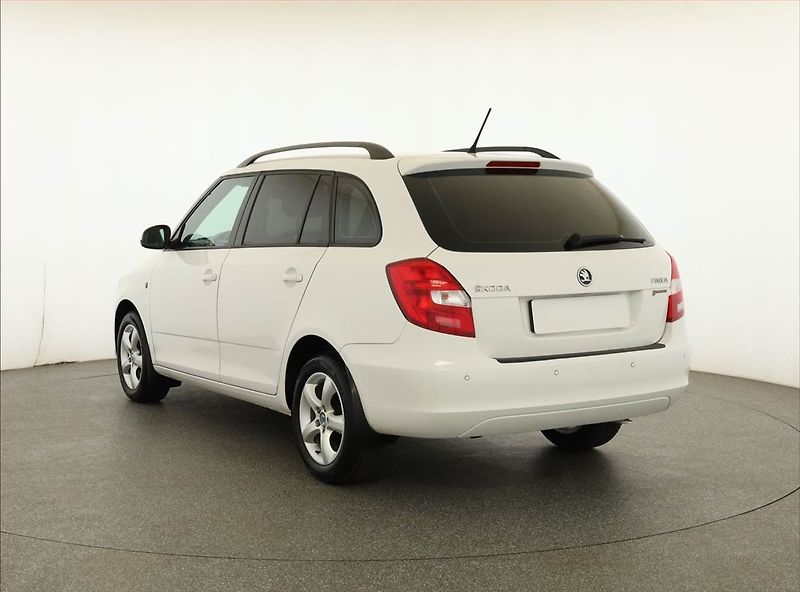 Škoda Fabia (2014) Elegance 1.6 TDI, po STK - fotka 4 z 17