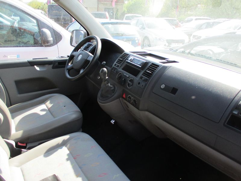 Volkswagen Transporter (2009) 2,5 TDi servis doložen - fotka 4 z 9