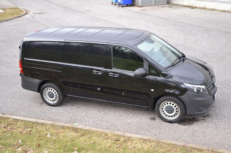 Mercedes-Benz Vito  7G automat najeto 25 t. km  - fotka 2 z 39