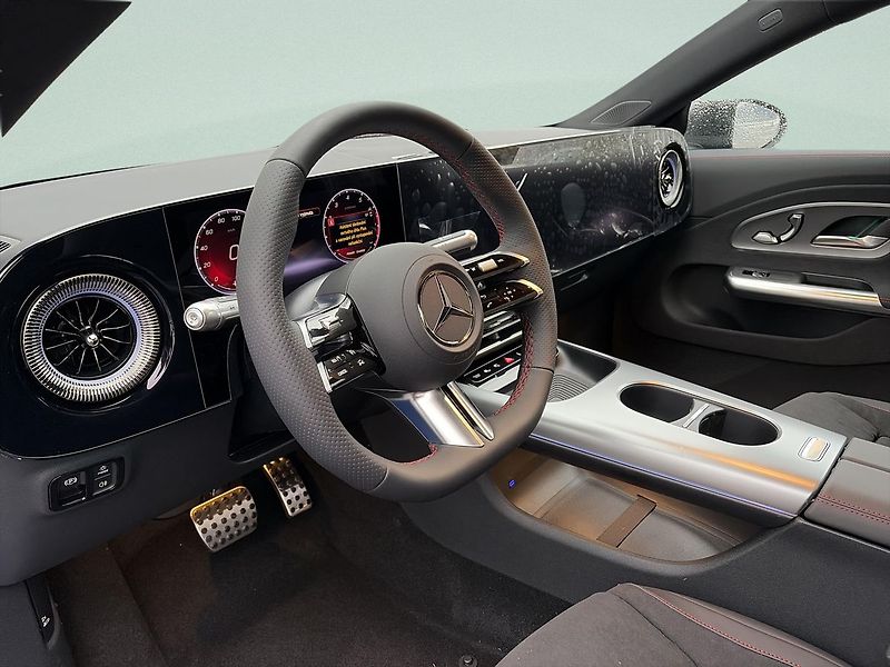Mercedes-Benz CLA (2026) 200 4M - fotka 9 z 15