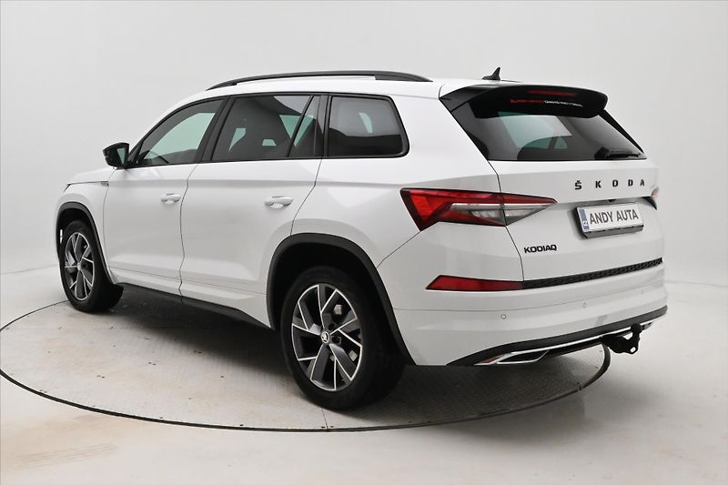 Škoda Kodiaq 1,5 TSI 110kW DSG Sportline 7/ - fotka 7 z 33