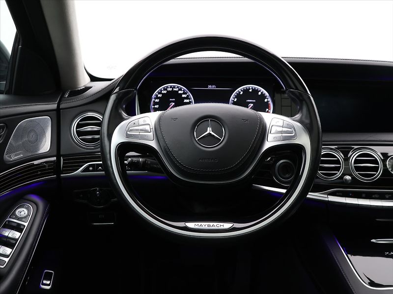 Mercedes-Benz Třídy S 4,7 500 Maybach 4M 335kW CZ DP - fotka 16 z 35