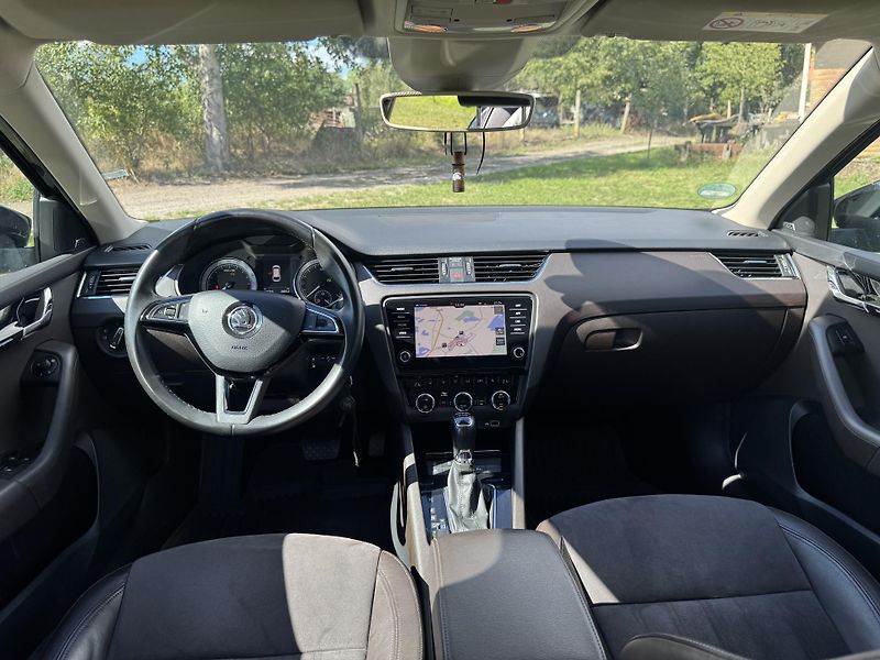Škoda Octavia (2019) Laurin&Klement 3 kombi 2 TDI - fotka 8 z 17
