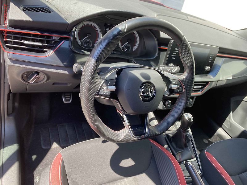 Škoda Kamiq (2022) 1.0 TSi, ČR, Monte Carlo, LED - fotka 12 z 18