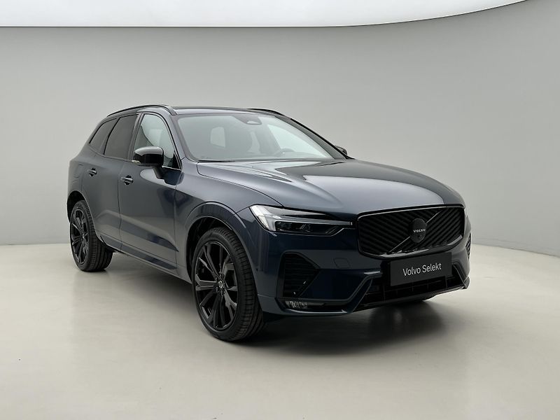 Volvo XC60 B5 AWD BLACK EDITION PLUS AUT  - fotka 8 z 43
