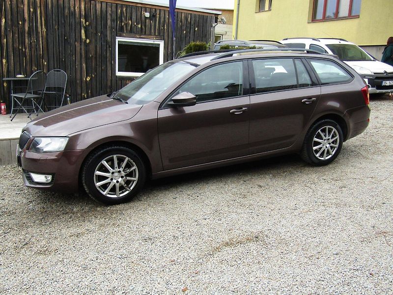Škoda Octavia (2013) 1.2 TSI 77kW - fotka 2 z 36