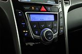 Hyundai i30 (2014) 1.6 CRDi, Automat, Navi - náhled 9