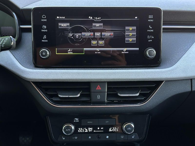 Škoda Scala 1.0TSi TOP & Selection 116PS D - fotka 16 z 31